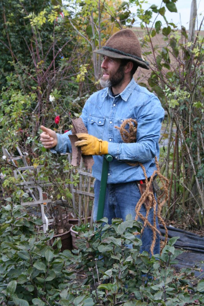 Werner Ruf, Rosen schneiden